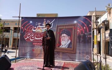 امام جمعه شهرکرد: اربعین نشانه عزم و بصیرت آزادگان است