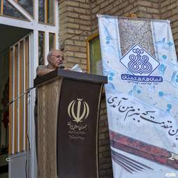 گزارش تصویری گردهمایی بزرگ دانش آموزان دبیرستان تاریخی ابن سینا در همدان