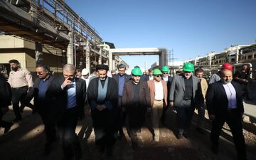 بازدید وزیر صمت از طرح‌های سرمایه‌گذاری در دست اجرای استان کرمانشاه