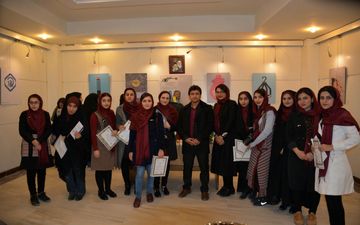 گزارش تصویری مراسم اهداء جوایز ورک‌شاپ طراحی پوستر با عنوان «پوسترنج»  