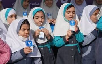 اهمیت میان وعده مناسب برای دانش آموزان

