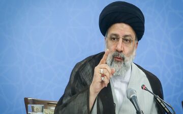 بی مسؤولیتی در مقابل رشوه گرفتن در ادارات کم کاری است