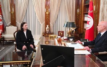 زلزله سیاسی در تونس؛ رئیس‌جمهور، نخست‌وزیر را برکنار کرد!