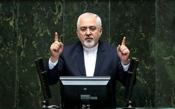 ظریف: ایران آمادگی هرگونه اقدام متناسب با تصمیمات آمریکا درباره برجام را دارد