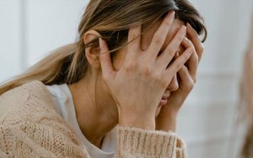 چرا نباید علائم افسردگی را نادیده بگیریم؟