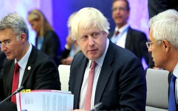 جانسون: انگلیس نیازی به پیروی از قوانین اروپا ندارد