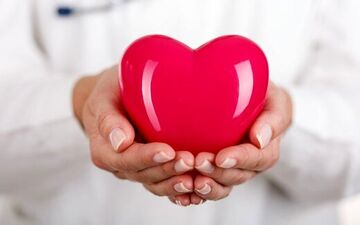 
علائم اولیه سکته قلبی چگونه است؟