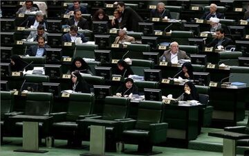  ساماندهی بازار خودرو در دستورکار نمایندگان