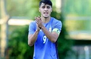 فیلم | تکل تماشایی زنده‌روح، سد راه گلزنی سحرخیزان شد