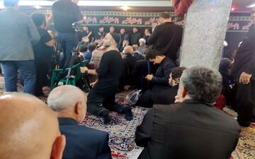 اختصاصی/ هم اکنون لحظه ورود رئیس جمهور منتخب به حسینیه لرستانی ها در تهران/ ویدیو