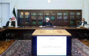 روحانی: هدف همه تلاش‌ها باید بهبود وضع اقتصاد و زندگی مردم باشد
