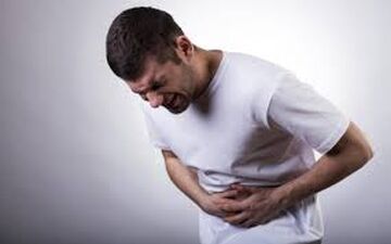 معده درد عصبی؛ وقتی استرس خودش را در شکم نشان می‌دهد