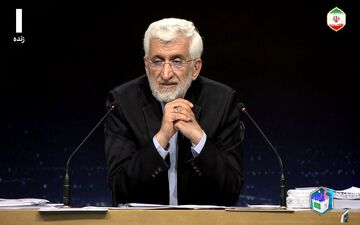 جلیلی: رئیس جمهور باید قبلا مسائل را فهمیده باشد نه اینکه بگوید باید آزمون و خطا کنم! + ویدئو