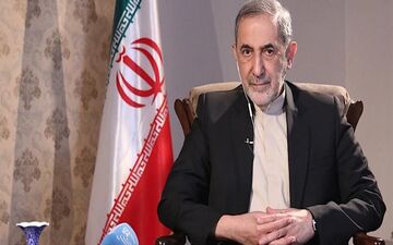 تاکید ولایتی بر ضرورت عدم دخالت بیگانگان و کشورهای خارجی در امور داخلی عراق