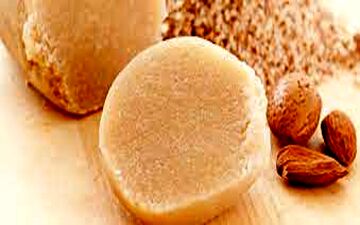 طرز تهیه خمیر بادام | خمیر بادام خانگی