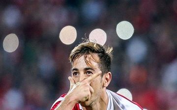 هافبک پرسپولیس تا نیم فصل در لیست کالدرون
