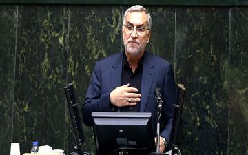 وزیر بهداشت: ایران در میان ۱۰ کشور اول مبارزه با کرونا قرار دارد
