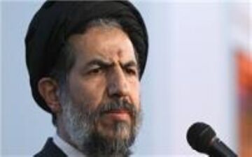 امام جمعه موقت تهران:  باید شعار برآمده از ایمان باشد که عمل را تا پایان برساند 