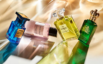 ۶ عطری که اعتماد به نفس شما را واقعا بالا می‌برند
