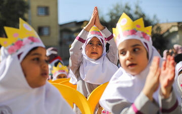 مراسم «جشن شکوفه‌ها» برگزار شد