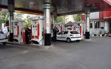 تعداد جایگاه‌های عرضه کننده سوخت مایع در کرمانشاه به  128 باب رسید

 
