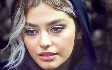 برهنه بازی ریحانه پارسا در فیلم ترکیه ای / هم آغوشی با بازیگر پیر ! + عکس 