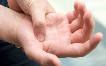 
آرتریت روماتوئید و نشانه های آن/ اینفوگرافیک