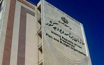 کاهش حقوق کارکنان دولت تکذیب شد 