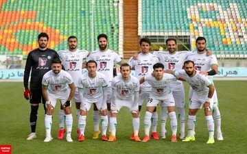 رونمایی از ترکیب ذوب‌آهن برابر تراکتور
