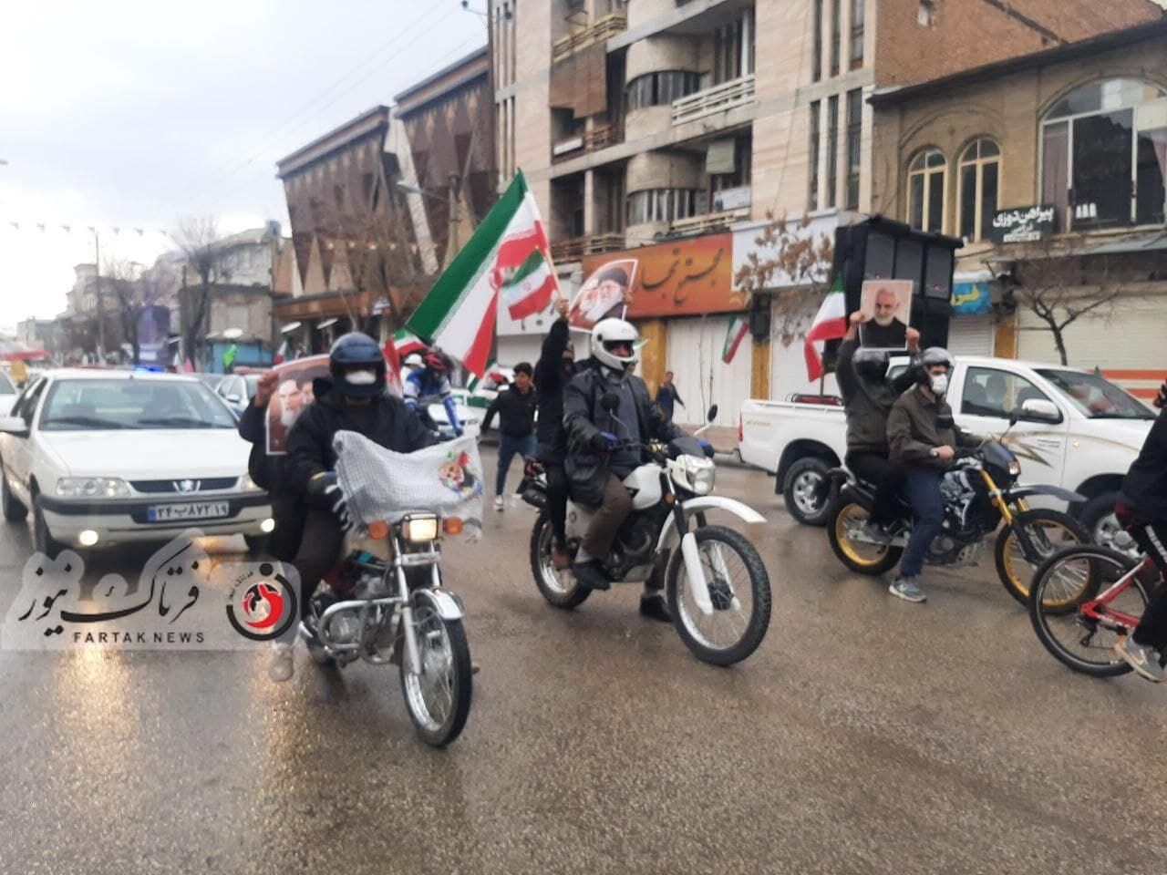 گزارش تصویری/ حضوری پر اقتدار از مردم کرمانشاه در راهپیمایی۲۲ بهمن