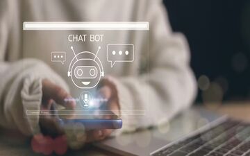 نوجوانان ناامید از مشاوره انسانی، در آغوش چت‌بات‌ها