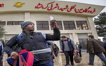همدردی جردن باروز با زلزله زدگان غرب ایران(عکس)