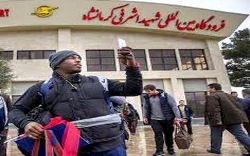 همدردی جردن باروز با زلزله زدگان غرب ایران(عکس)
