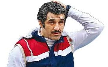 سلفی توماشینی پژمان جمشیدی به همراه خواهر و برادرش (عکس)