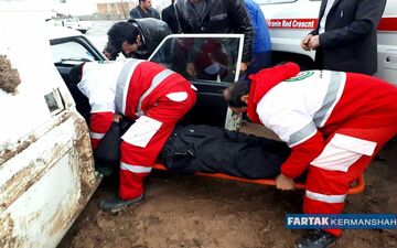 برخورد وانت پیکان با وانت نیسان 3 مصدوم بر جای گذاشت