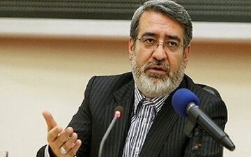 
واکشن وزیر کشور به سرقت از مناطق سیل زده+ فیلم