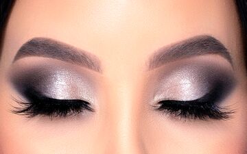 یک ترفند ساده و کاربردی / آموزش سایه زدن چشم با کمک قیچی