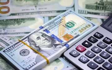 پیش بینی قیمت دلار برای ۳۰ بهمن