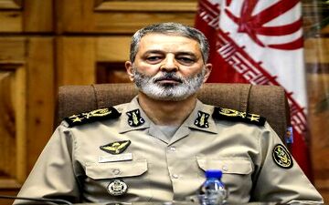 اگر لازم می‌شد ارتش هم رو در روی فریب‌خوردگان شیطان بزرگ می‌ایستاد