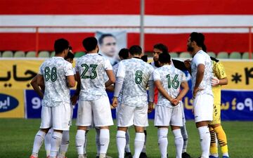 آلومینیوم و گل‌گهر با تساوی در نیمه نخست به رختکن رفتند 
