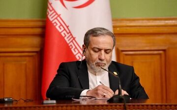 واکنش تند عراقچی به اتهام‌زنی رئیس‌جمهور لبنان: دشمن واقعی را اشتباه گرفته‌اید!