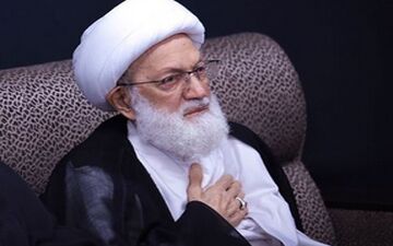 اشک‌های شیخ عیسی قاسم در روضه امام حسین (ع)