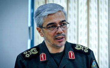 خواست اساسی فرمانده کل قوا ارتقای توان و آمادگی‌ رزمی است