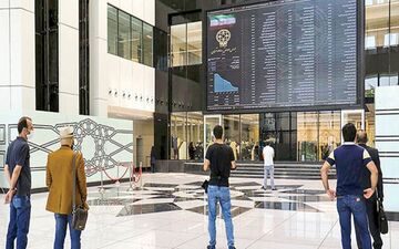 رشد 134 درصدی خروج پول از بازار سهام