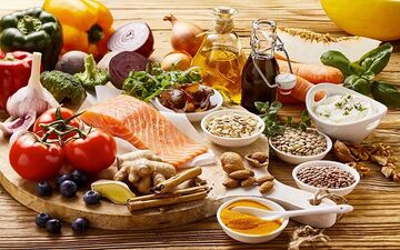برای افزایش انرژی، تقویت تمرکز و رفع خستگی این خوراکی های طبیعی را بخورید