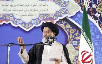 امام جمعه اهواز: یکی از عوامل گرانی احتکار است