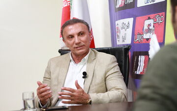 درخشان: به مربیان ایرانی هم فرصت بدهیم/ نمیشود که پرسپولیس تا همیشه مربی خارجی داشته باشد