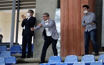 حمیداوی: داور سر تیم‌مان را برید!