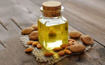 خاصیت‌های باور نکردنی روغن بادام تلخ