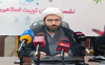 راه مقابله با فتنه دشمنان، تربیت نوجوانانی مومن و‌خداجوست